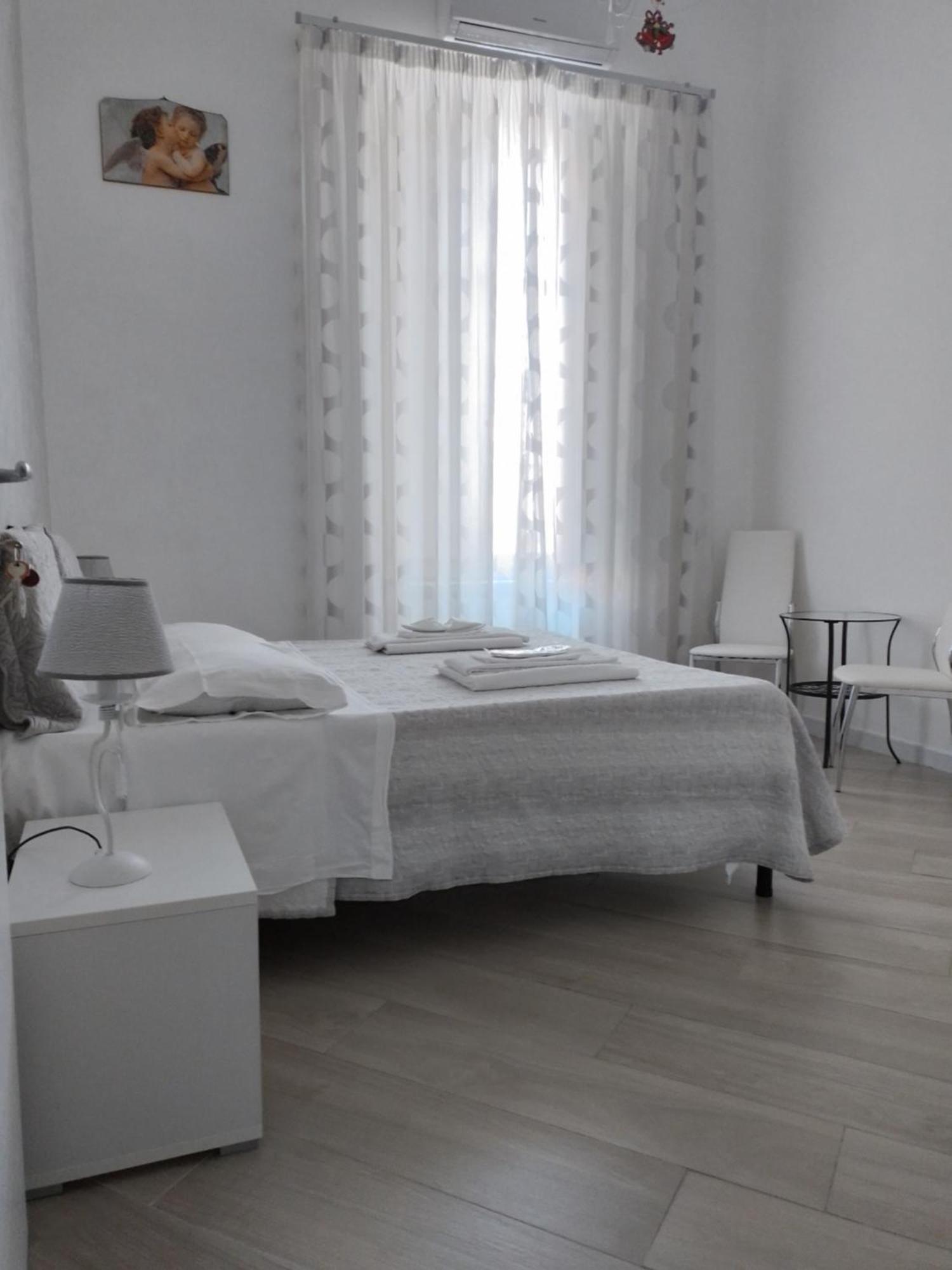Casa Theodor B&B Неаполь Экстерьер фото